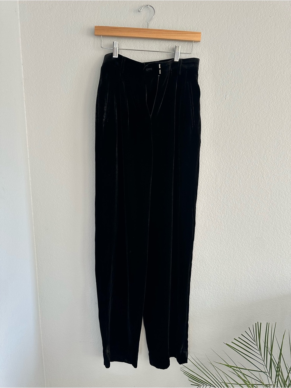 Theory Black Silk Blend Velvet Wide Leg Pants Size 0